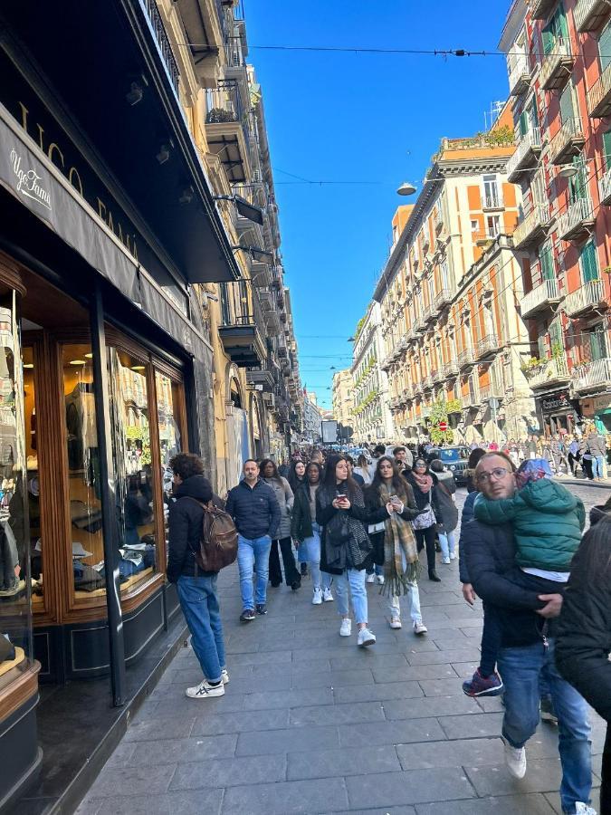 Отель Cuore Di Napoli Экстерьер фото