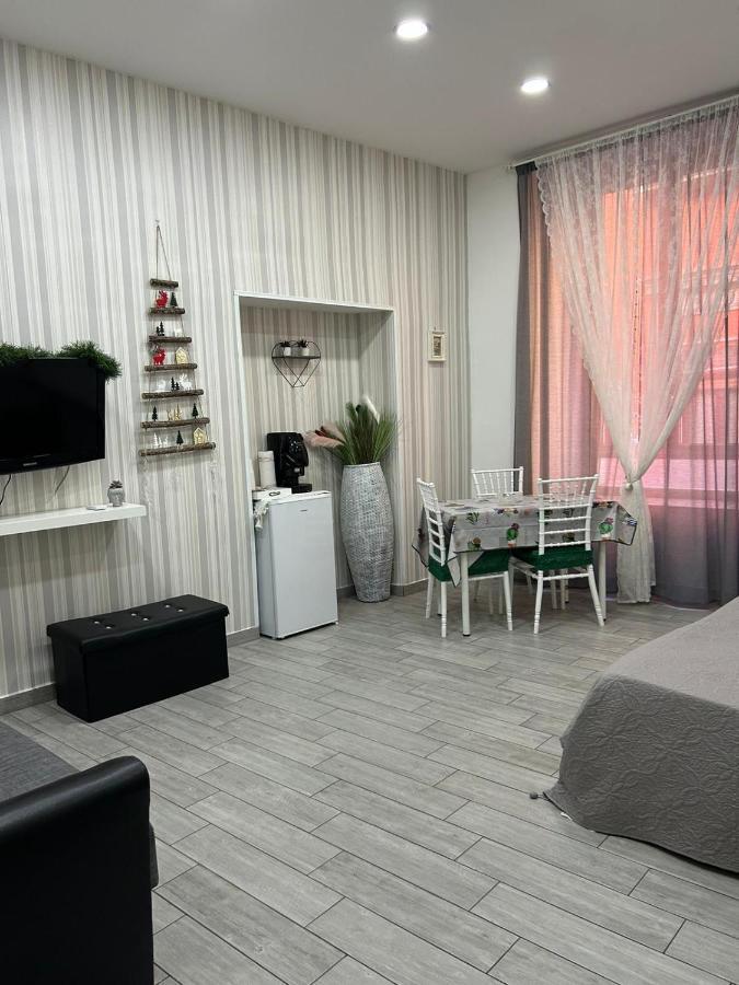 Отель Cuore Di Napoli Экстерьер фото